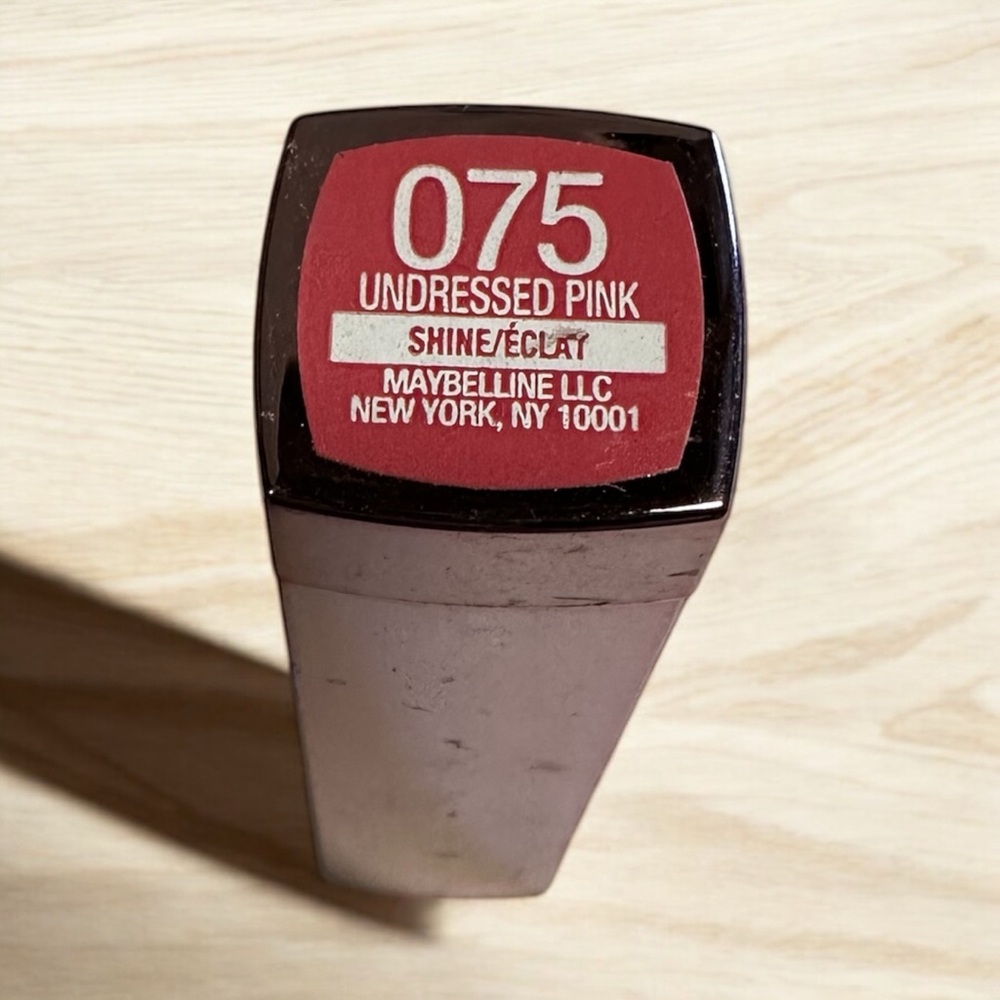 Maybelline lipstick Undressed Pick